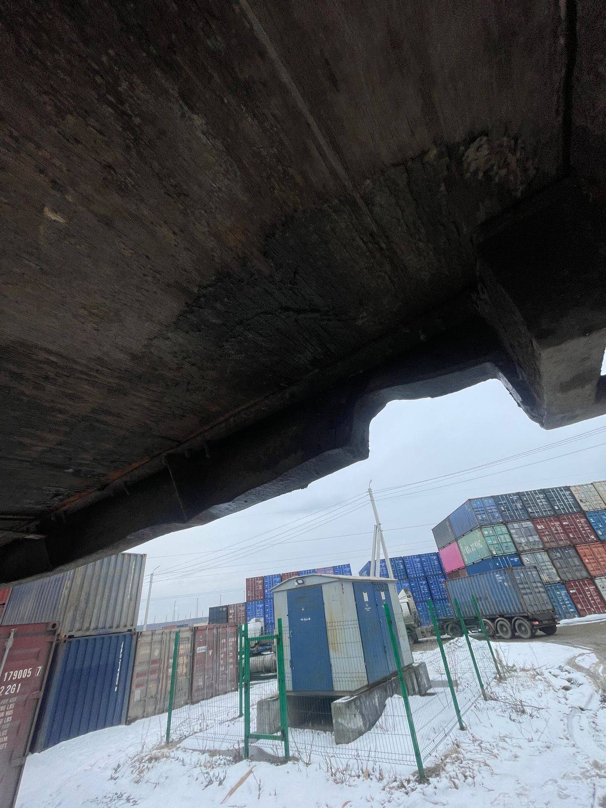 Морской контейнер XINU1230138